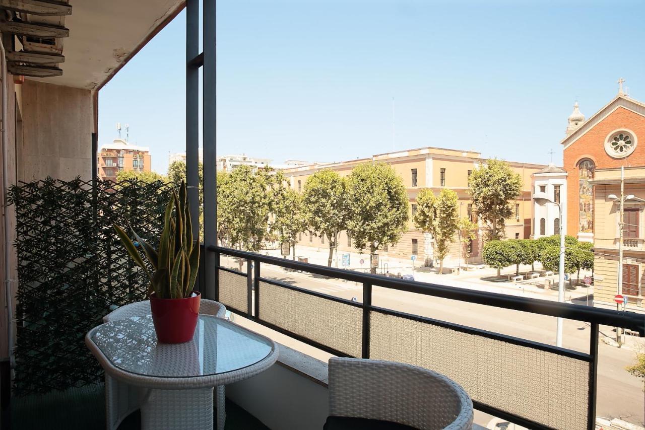 Savoia & Cavour _ Premium Signature _ Hotel Bari Bagian luar foto