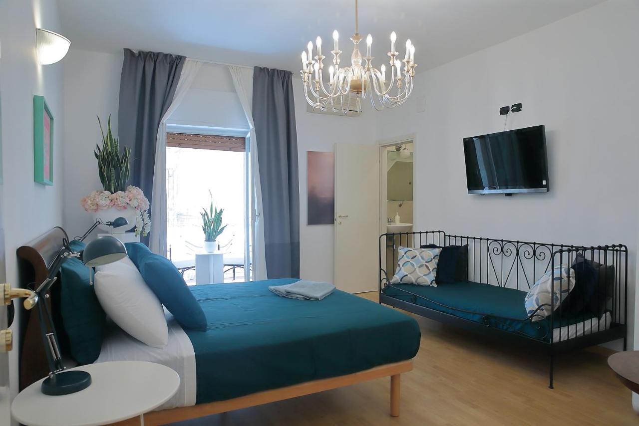 Savoia & Cavour _ Premium Signature _ Hotel Bari Bagian luar foto