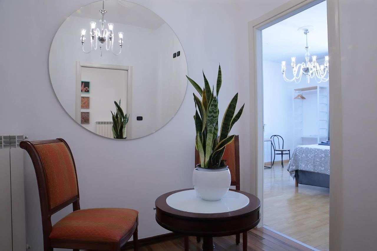Savoia & Cavour _ Premium Signature _ Hotel Bari Bagian luar foto